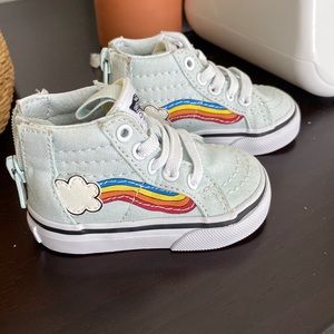Baby vans. Size 2